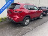 Used 2017 Nissan Rogue SV image 2