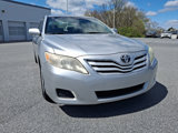 Used 2011 Toyota Camry LE image 2