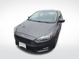 Certified 2018 Ford Focus SE w/ SE Appearance Package image 2