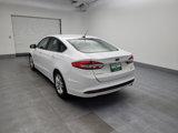 Used 2018 Ford Fusion SE image 5