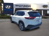 Used 2021 Nissan Rogue SV image 4