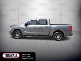 Used 2021 Nissan Titan SV w/ Accessory Utility Package image 4