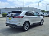 Used 2019 Ford Edge Titanium image 2