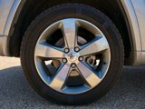 Used 2015 Jeep Grand Cherokee Overland w/ Trailer Tow Group IV image 5