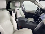 New 2025 Land Rover Discovery S image 3