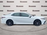 Used 2023 Toyota Camry SE image 3