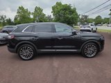 Used 2019 Lincoln Nautilus Reserve image 2