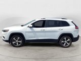 Used 2019 Jeep Cherokee Limited image 2