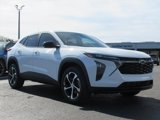 New 2025 Chevrolet Trax RS w/ Sunroof Package image 3