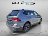 Used 2018 Volkswagen Tiguan SEL image 4