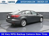 Used 2018 Ford Focus SE image 2