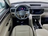 Used 2022 Volkswagen Atlas SE image 3