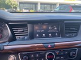 Used 2018 Kia Cadenza Premium image 4