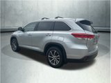 Used 2019 Toyota Highlander XLE image 3