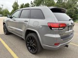 Used 2020 Jeep Grand Cherokee Altitude image 3