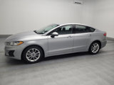 Used 2020 Ford Fusion SE image 2
