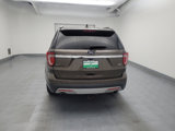 Used 2016 Ford Explorer XLT w/ Equipment Group 202A image 6