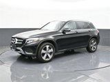 Used 2019 Mercedes-Benz GLC 300 4MATIC image 4