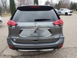 Used 2017 Nissan Rogue SV image 4