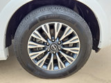 Used 2023 Nissan Armada SL w/ Midnight Edition Package image 5