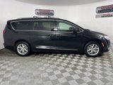 Used 2020 Chrysler Pacifica Touring-L w/ Tire & Wheel Group image 2