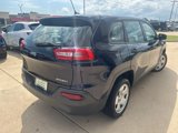 Used 2014 Jeep Cherokee Sport image 5