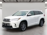 Used 2017 Toyota Highlander XLE image 2