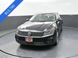 Used 2018 Volkswagen Passat 2.0T R-Line image 3