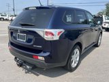 Used 2014 Mitsubishi Outlander SE image 5