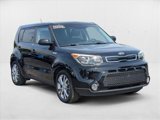 Used 2016 Kia Soul + image 3