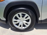 Used 2022 Toyota Corolla Cross L image 3