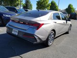 Used 2024 Hyundai Elantra SEL image 3