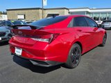 Used 2023 Hyundai Elantra SEL image 6