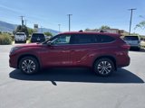Used 2022 Toyota Highlander XLE image 4