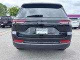 Certified 2023 Jeep Grand Cherokee Altitude image 3