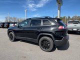 Used 2023 Jeep Cherokee Altitude Lux image 3