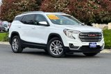 Used 2024 GMC Terrain SLT image 2