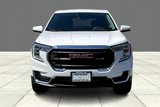 Used 2024 GMC Terrain SLE image 3
