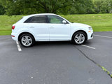 Used 2016 Audi Q3 2.0T Premium Plus w/ Technology Package image 2