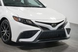 Used 2022 Toyota Camry SE image 4