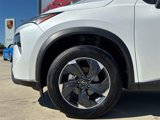 Used 2024 Nissan Rogue SV image 5