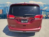 Used 2019 Chrysler Pacifica Touring-L image 6