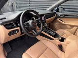 Certified 2024 Porsche Macan image 4