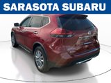 Used 2017 Nissan Rogue SV image 4