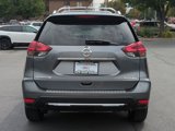 Used 2018 Nissan Rogue SV w/ Premium Package image 4