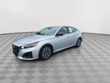 Used 2024 Nissan Altima 2.5 SV image 4
