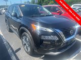 Used 2023 Nissan Rogue SV image 2