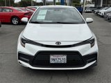 Used 2022 Toyota Corolla SE image 2