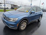 Used 2018 Volkswagen Tiguan SE w/ Panoramic Sunroof Package image 4