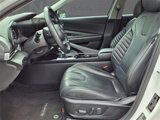 Used 2022 Hyundai Elantra Limited image 3